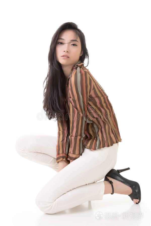一对一视频聊天网站 霓虹迷离
